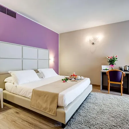 Western Imperiale 4*