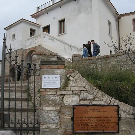 Western Imperiale 노바시리마리나