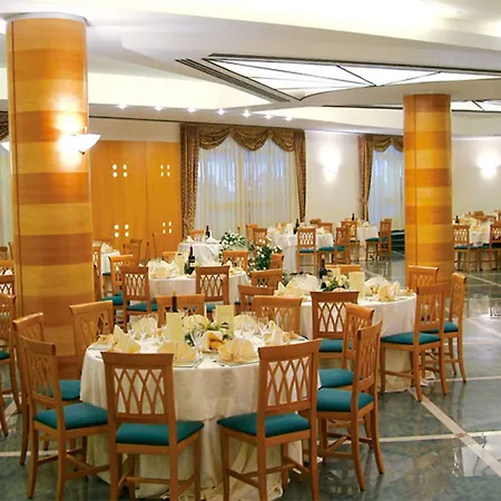 Western Imperiale 4*