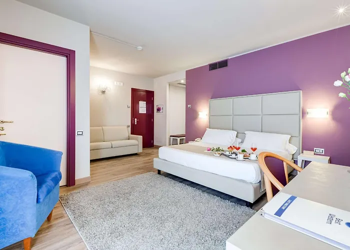 Отель Western Imperiale