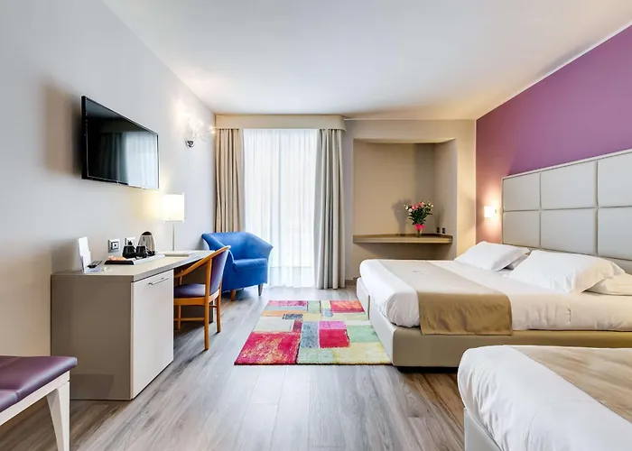 Отель Western Imperiale 4*