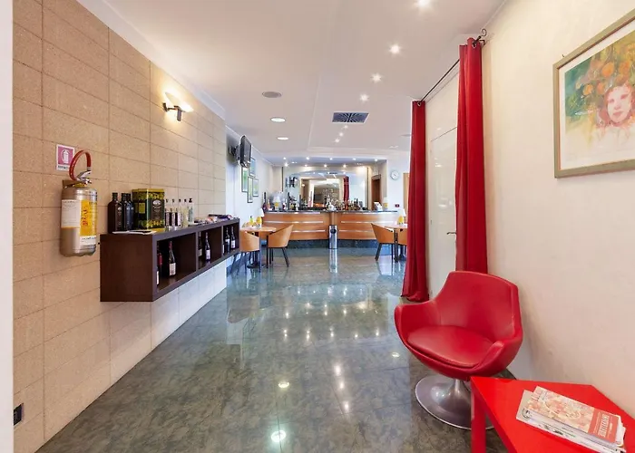 Отель Western Imperiale 4*