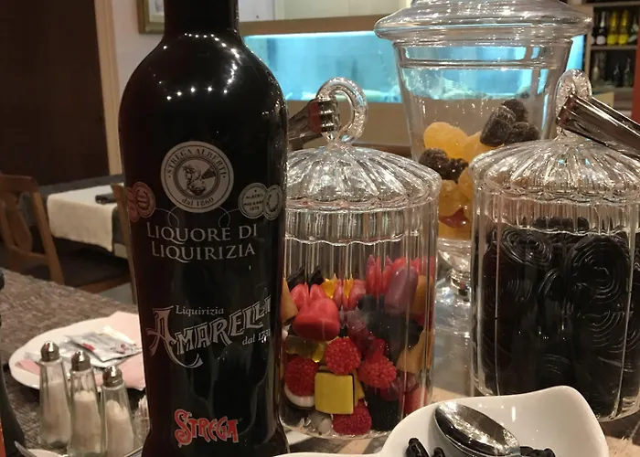 Western Imperiale Отель Нова-Сири-Марина