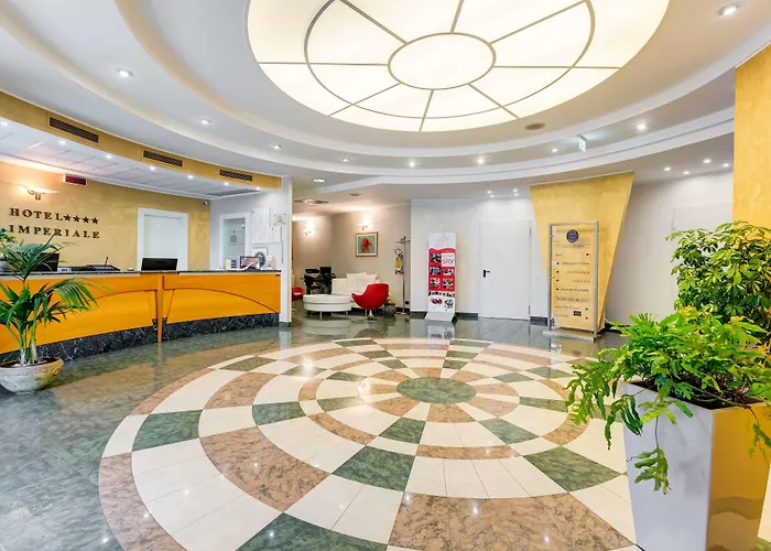 Отель Western Imperiale Нова-Сири-Марина