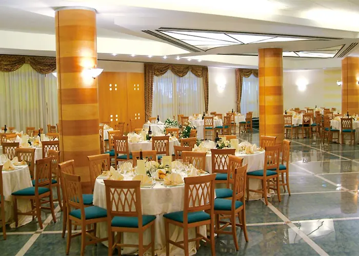 Western Imperiale 4*